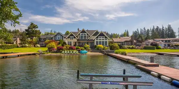 1702 Northshore