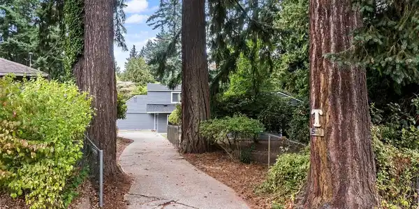 532 Eskridge SE