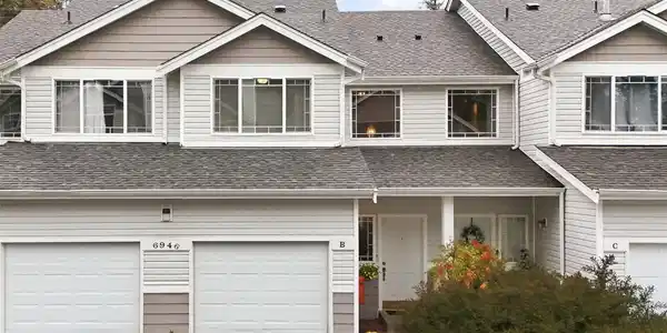 6946 47th SE