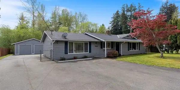1914 122nd SE
