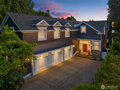 2665 Evergreen Point NE