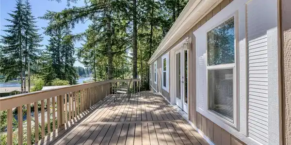 120 Gold Creek NW