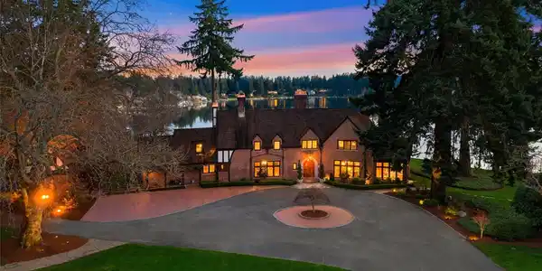 11407 Gravelly Lake SW