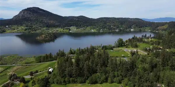 0 Campbell Lake