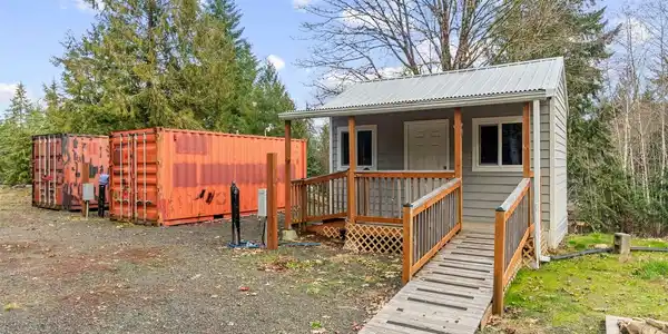 21 Prairie Loop