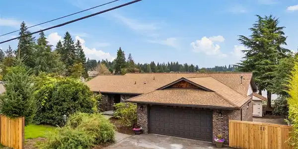 7007 Mullen SE