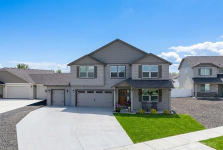 4217 Cove West