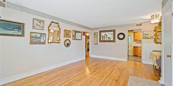 Image 4 Image 4