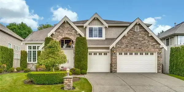 2010 263rd Place SE