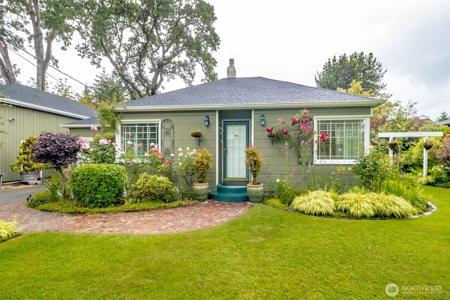 6711 100th Street SW