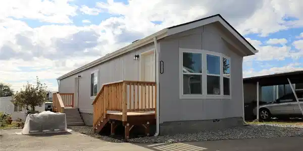 18215 35th S
