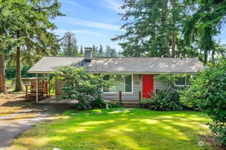 4374 Meadow Lane
