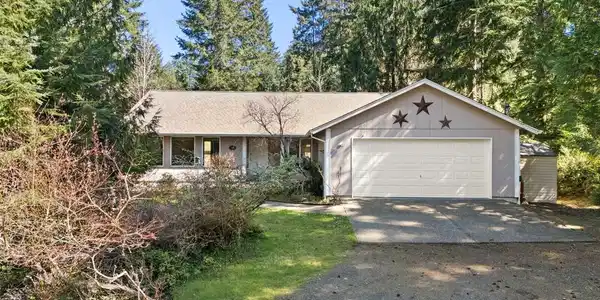 1350 Saint Andrews N