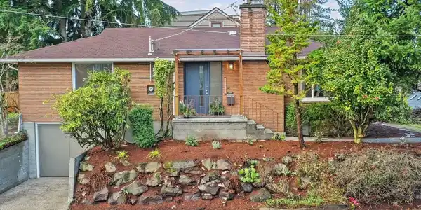 7821 Meridian N