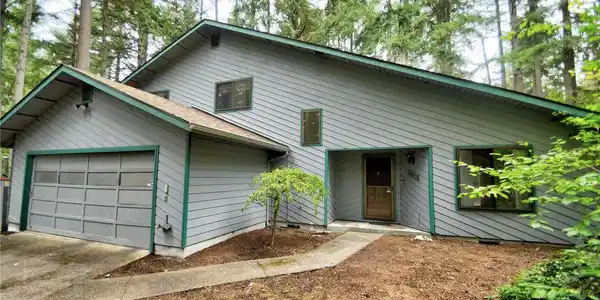 7014 44th SE
