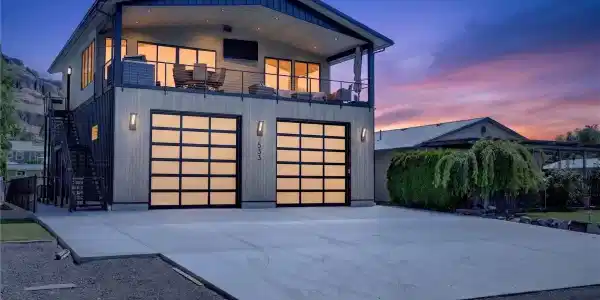 533 River SW