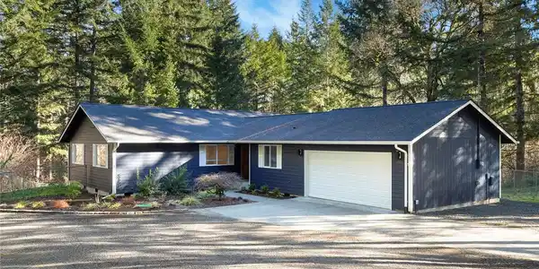 11312 Cowlitz SE