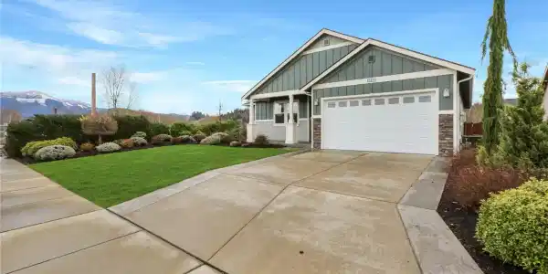 4192 Mclaughlin