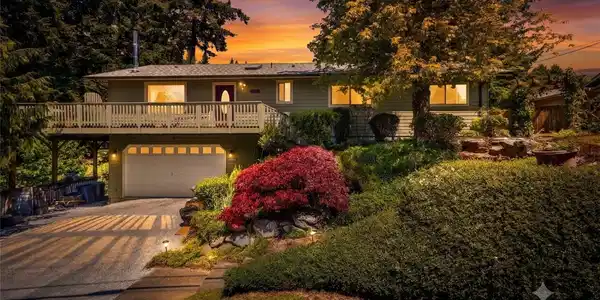 3046 Glenhaven
