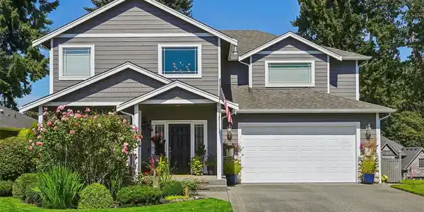 9058 Eagle Point Loop SW