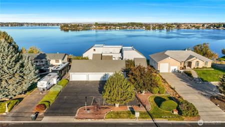 2512 Marina