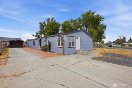 1702 Bemis
