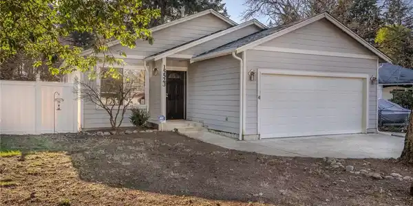 15523 Portland SW