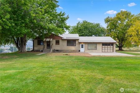 1550 Pear Lane