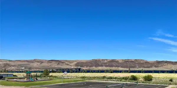 Image 4 Image 4