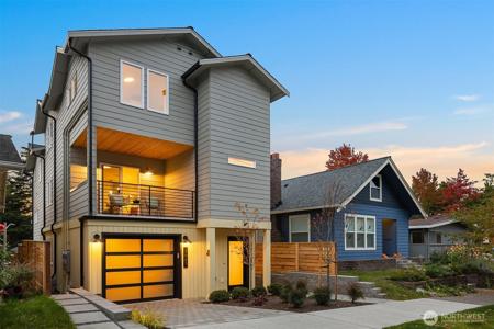 7045 16th NE