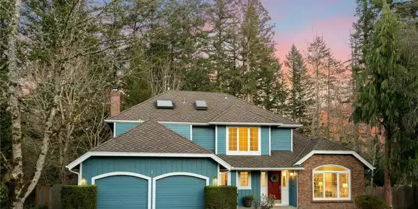 4266 246th SE