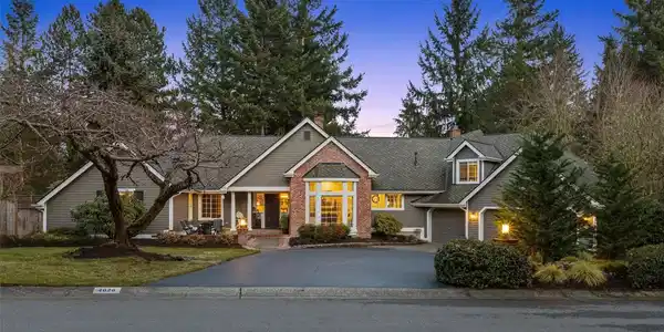 4026 230th SE