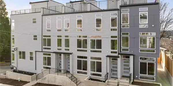 3603 Linden N