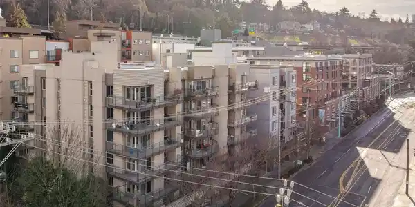 1550 Eastlake E