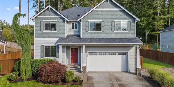 4222 Goldcrest NW