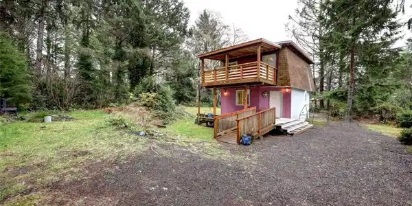 23806 Isle