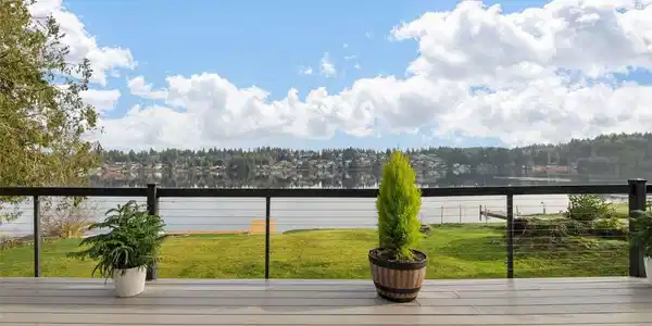 722 Kitsap Lake NW
