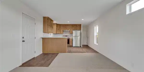 Image 4 Image 4
