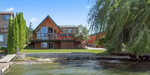 460 Roses Lake