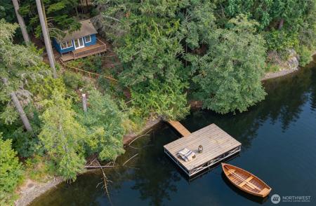 4945 Lakeside