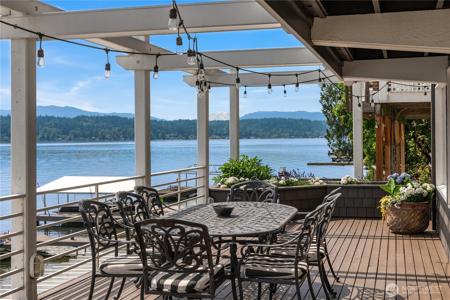 2240 Lake Sammamish Pkwy NE