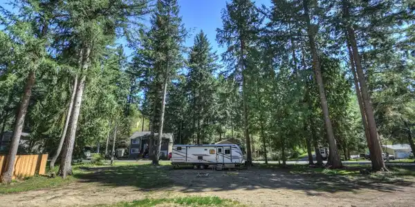 18041 Clearlake SE