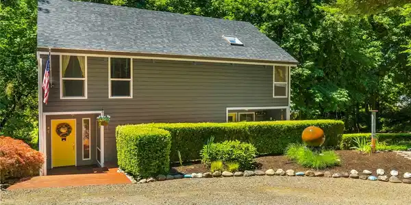 5235 Brassfield SE