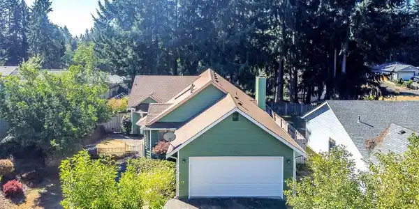 3201 Carpenter Hills SE