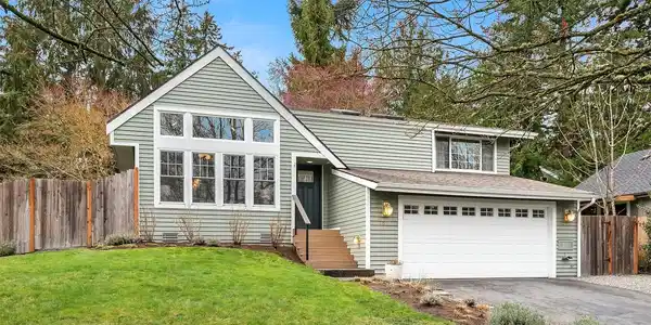 9521 117th NE