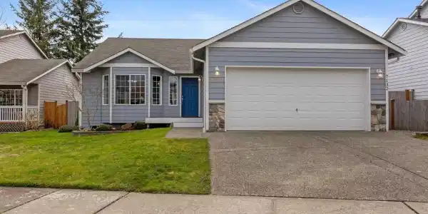 7132 37th NE