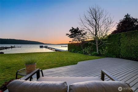 3187 Northshore