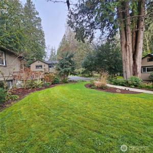 9380 Ferncliff NE