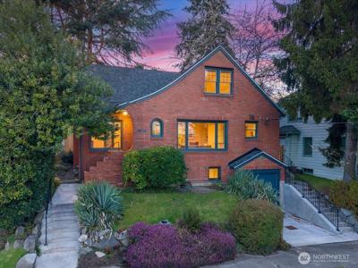 6517 Fremont N