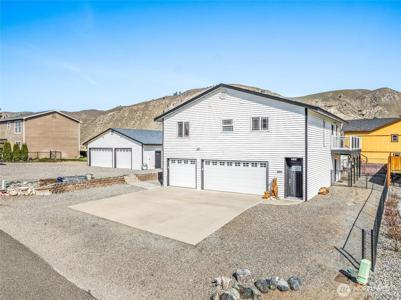 225 Marine View Pl
